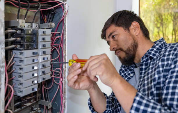 Best Electrical Installation Contractor  in Oak Creek, WI